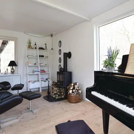 Two-bedroom Holiday In Dom wakacyjny *